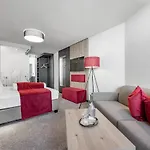 Burghotel Alpengluehn אוברגורגל