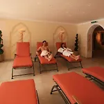 Burghotel Alpengluehn