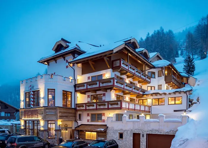 호텔 Burghotel Alpengluehn 3*