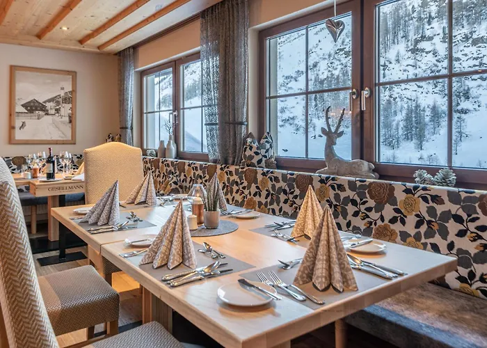 فندق Burghotel Alpengluehn