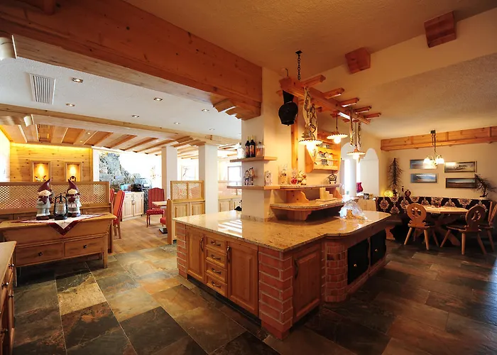 فندق Burghotel Alpengluehn اوبرغورغل